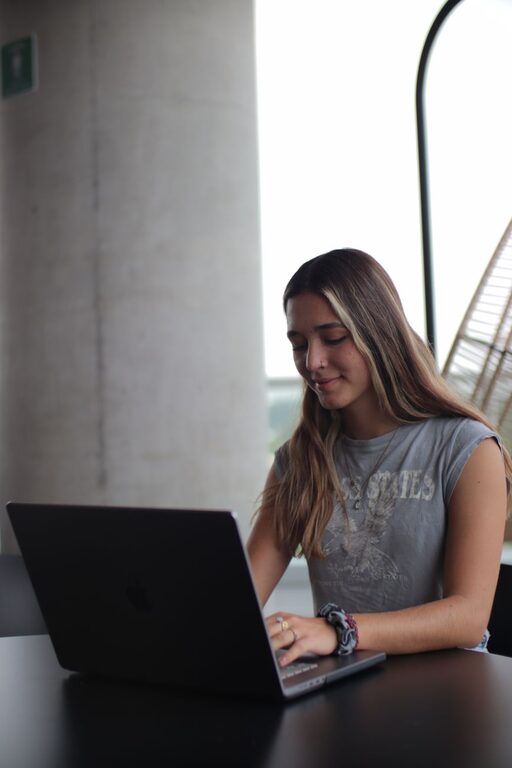 Talleres y cursos online recomendados para aprender algo nuevo sin salir de casa